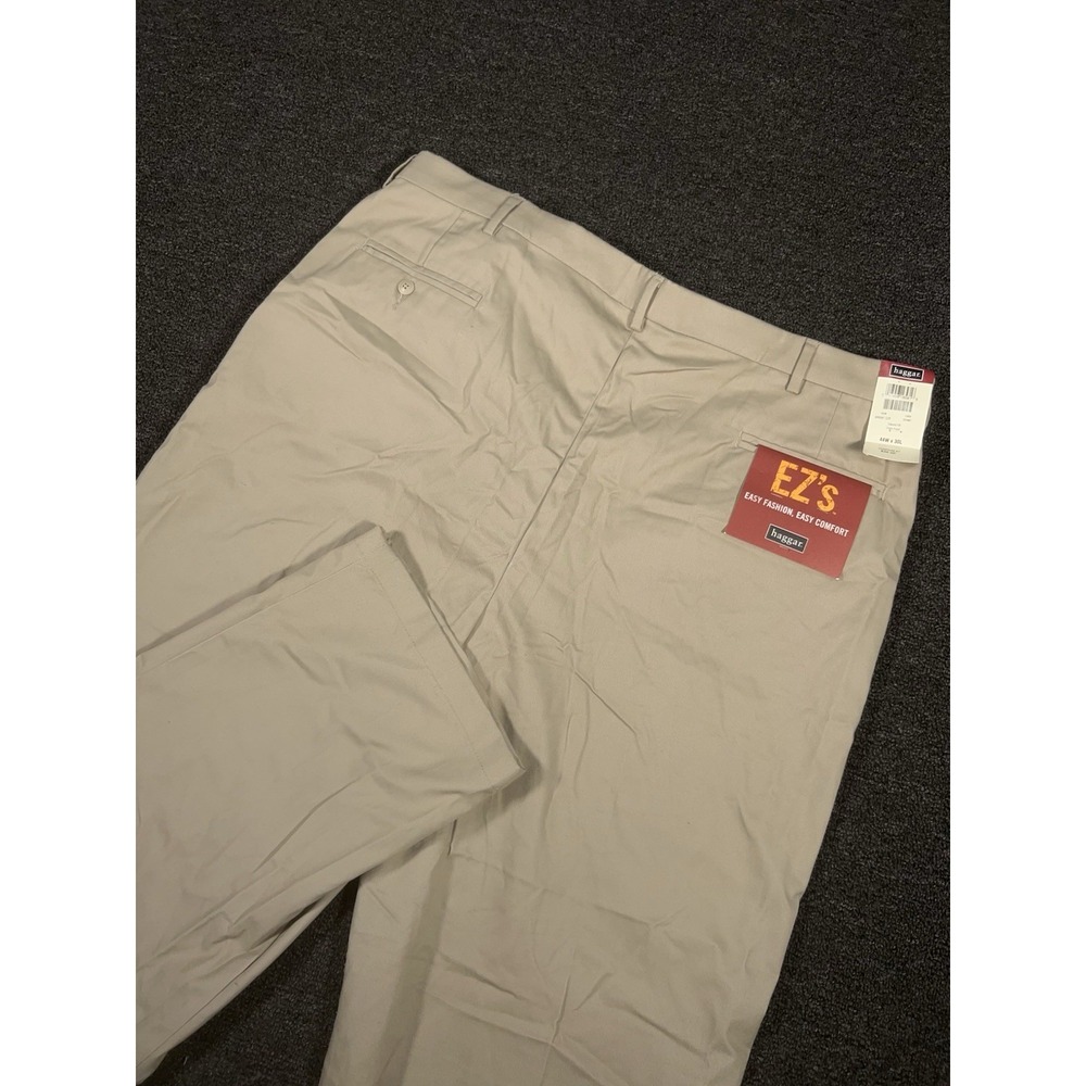New Haggar Pants Men's 44x30 (Fits 44x32) Beige Classic Fit EZs Comfort